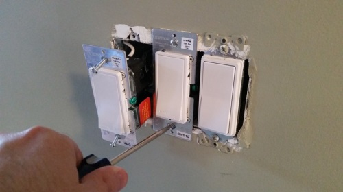 Install-switch-home-automation